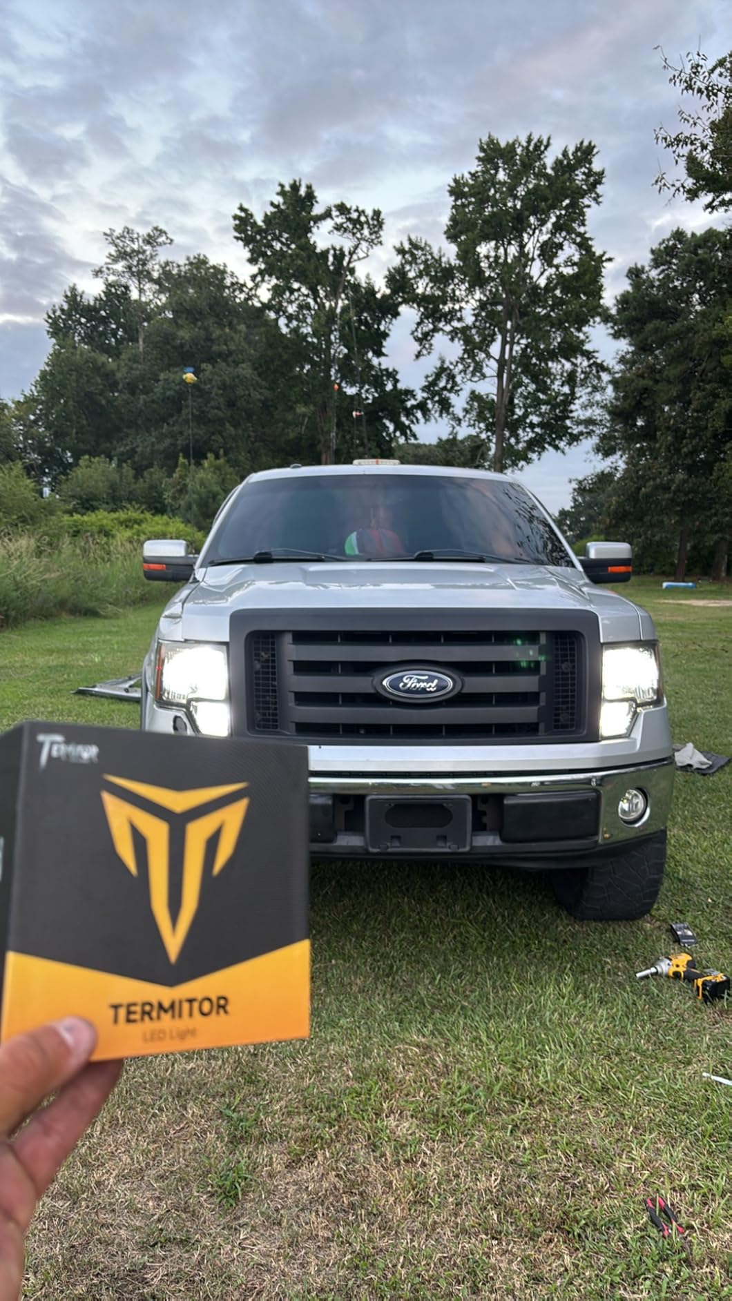 Upgraded H13/9008 Light bulb Hi/Low Beam, 40000LM 900% Super Bright, 6500K Cool White Fog Light Bulb,IP68 Waterproof, Real 1:1 Halogen Mini Size, Plug-N-Play, Pack of 2